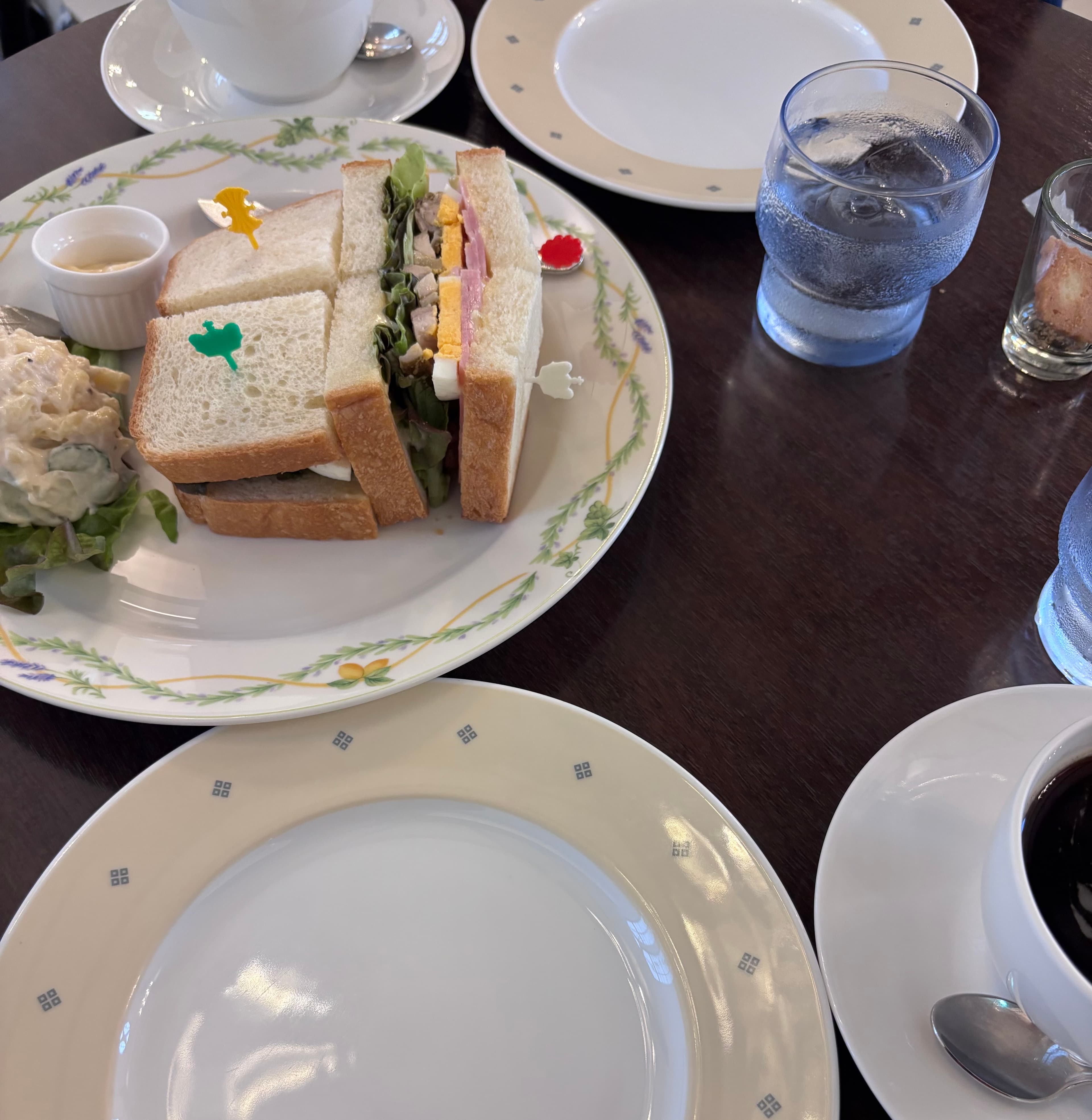 フロインドリーブ 生田店 - 神戶咖啡推薦